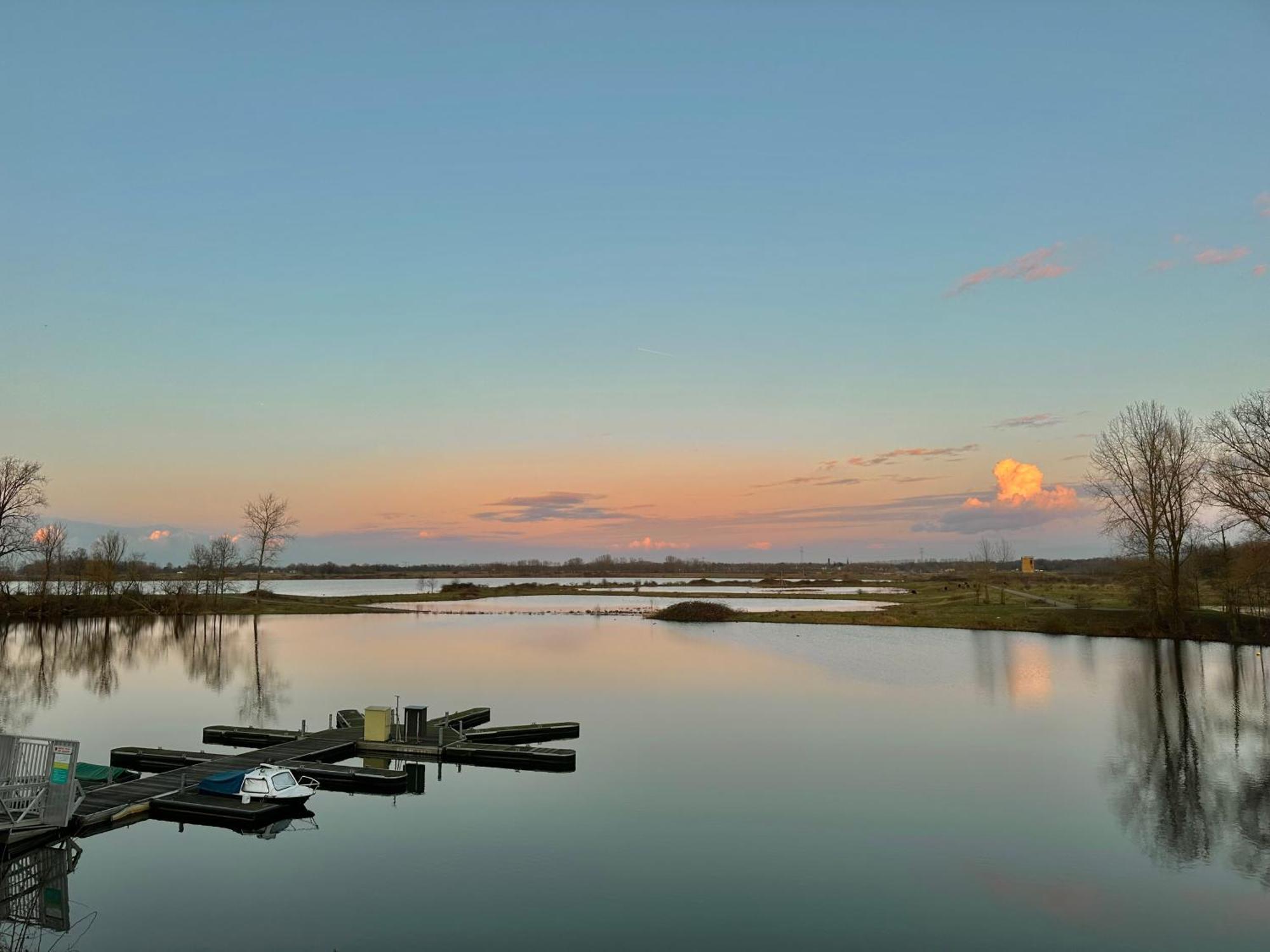 Guesthouse De Wissen Dilsen Stokkem Bagian luar foto